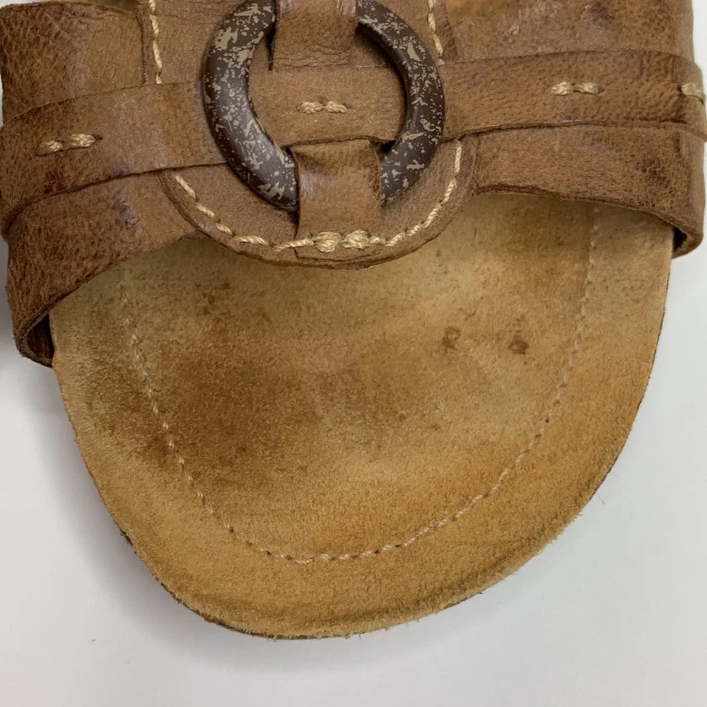 Clarks casual distressed